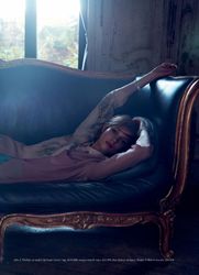 28284785_Harper_s_Bazaar_Australia_Augus