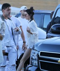 28310229_Kendall-Jenner-in-Shorts-at-Nob