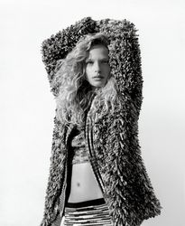 28884232_14_Woman_MISSONI_FW1617-adverti