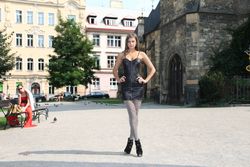 Melena - Seen In Public Again a598jndydw