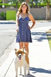 Gianna - Pretty Dog Walker-x5o19ageoj.jpg