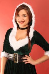 Tessa Fowler - Christmas Velvet 1-n5p5fkfx2v.jpg